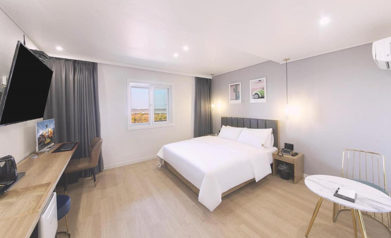 בוסאן Ariel Hotel מראה חיצוני תמונה