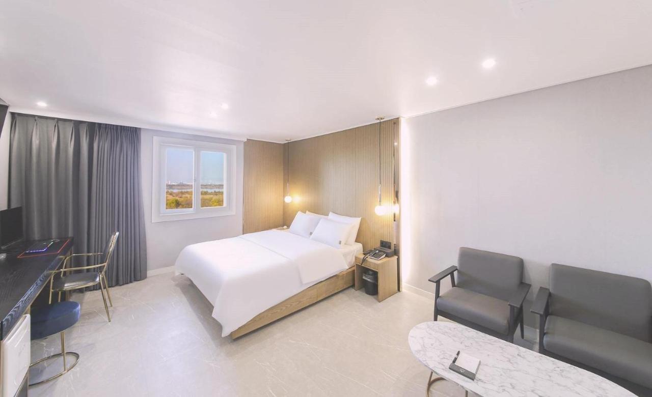 בוסאן Ariel Hotel מראה חיצוני תמונה